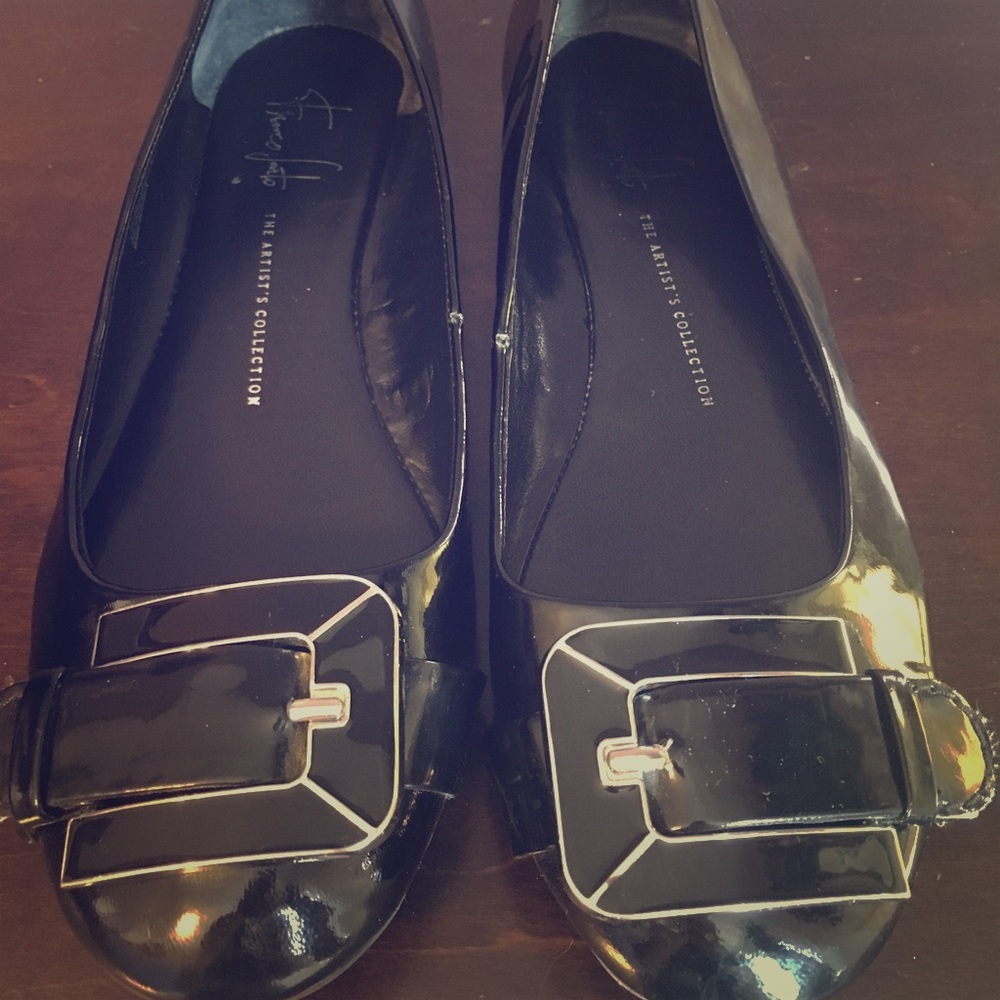 Franco Sarto Flats- Jackson- size 10 - black
